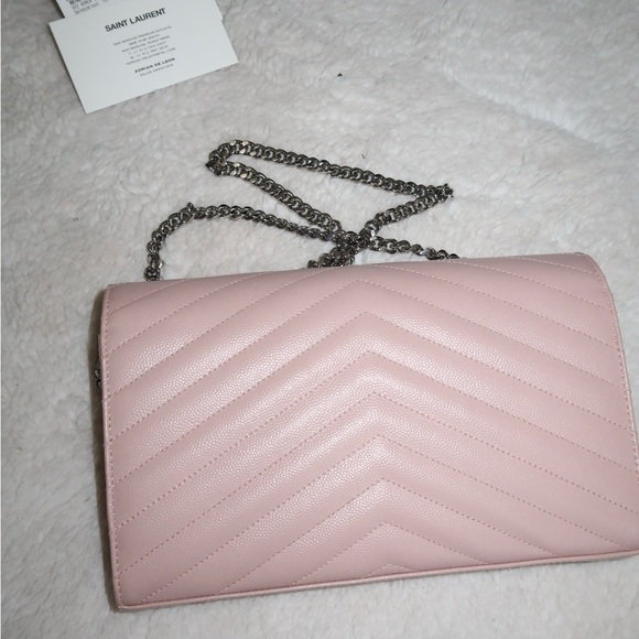 Saint Laurent Cassandre Chain Wallet - Picture 5 of 5